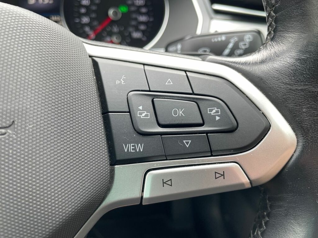 Volkswagen Passat 1.5 Tsi Evo R-line Grey #17