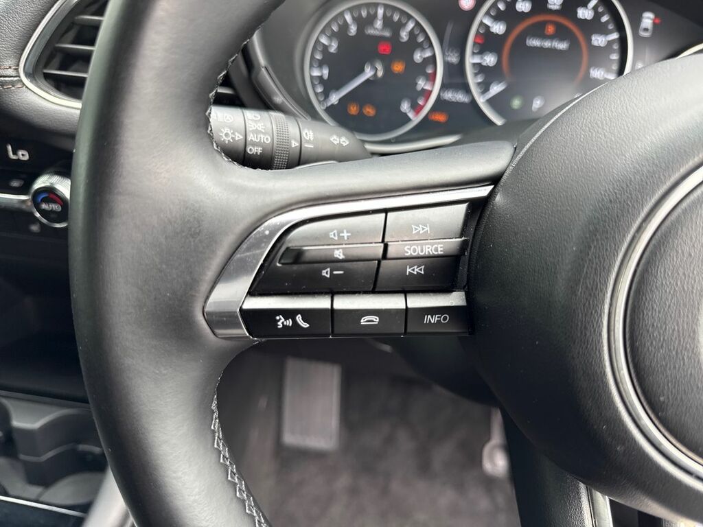 Mazda 3 2.5 E-skyactiv G Mhev 140 Homura White #16
