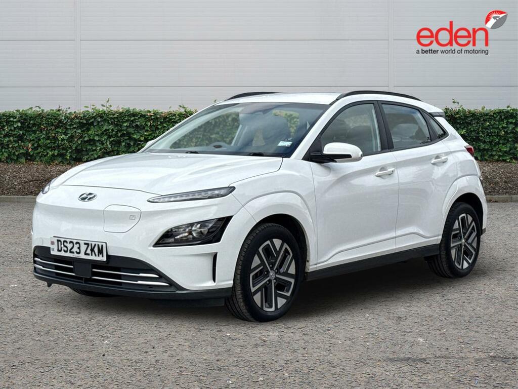 Hyundai Kona 100Kw Se Connect 39Kwh White #3