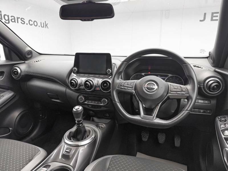 Nissan Juke 1.0 Dig-t 114 N-connecta Black #2
