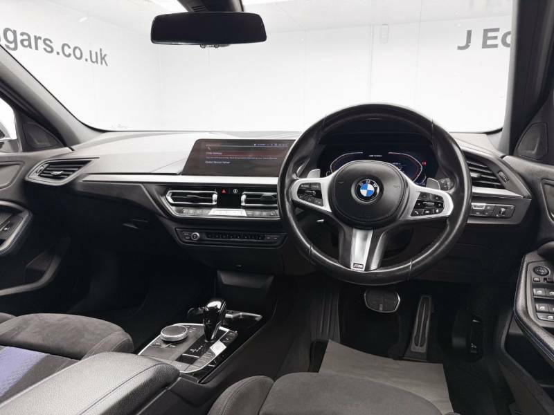 BMW 1 Series M135i Xdrive Step White #2