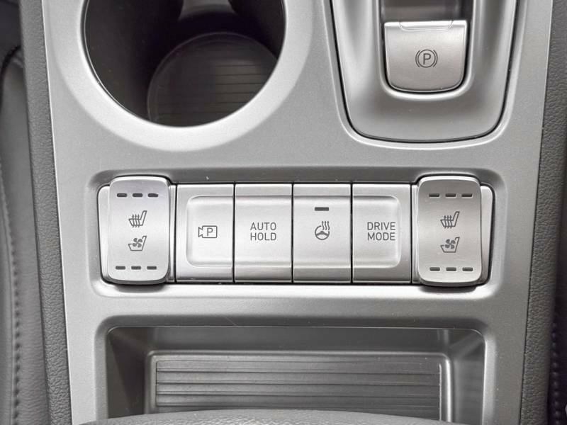Hyundai Kona 150Kw Ultimate 64Kwh White #4