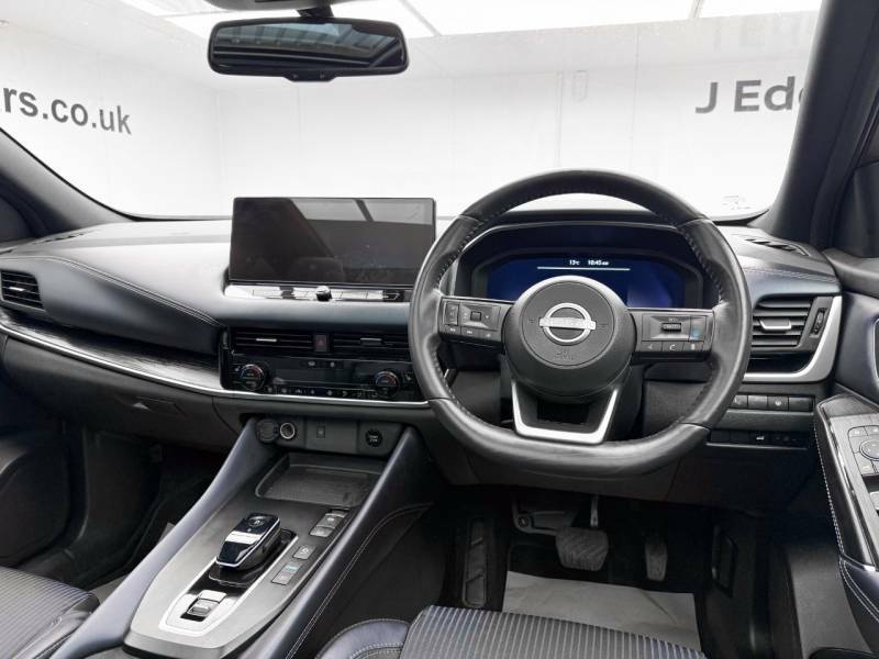 Nissan Qashqai 1.5 E-power Tekna Red #2