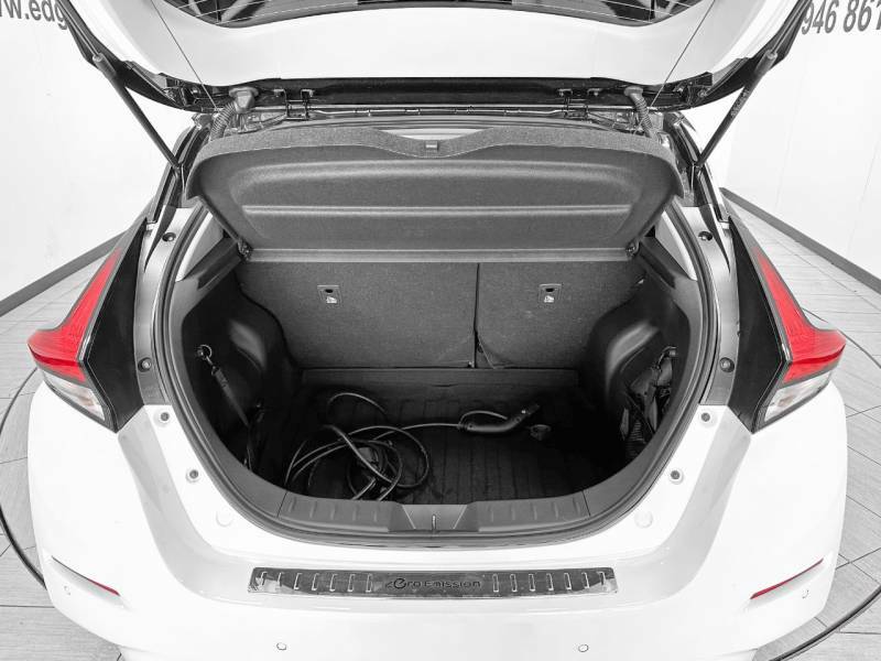 Nissan Leaf 110Kw N-connecta 39Kwh White #5
