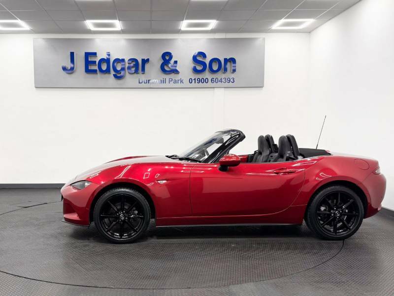 Mazda MX-5 2.0 Sport Nav Red