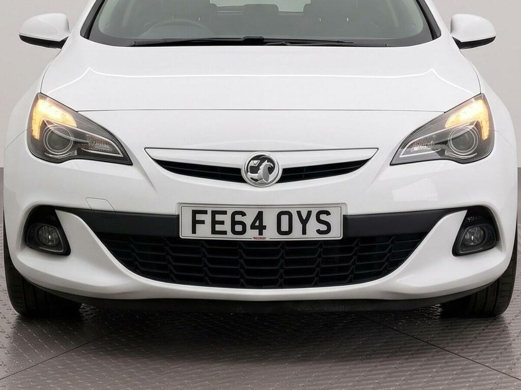 Vauxhall Astra GTC 16V Limited Edition Coupe White #18
