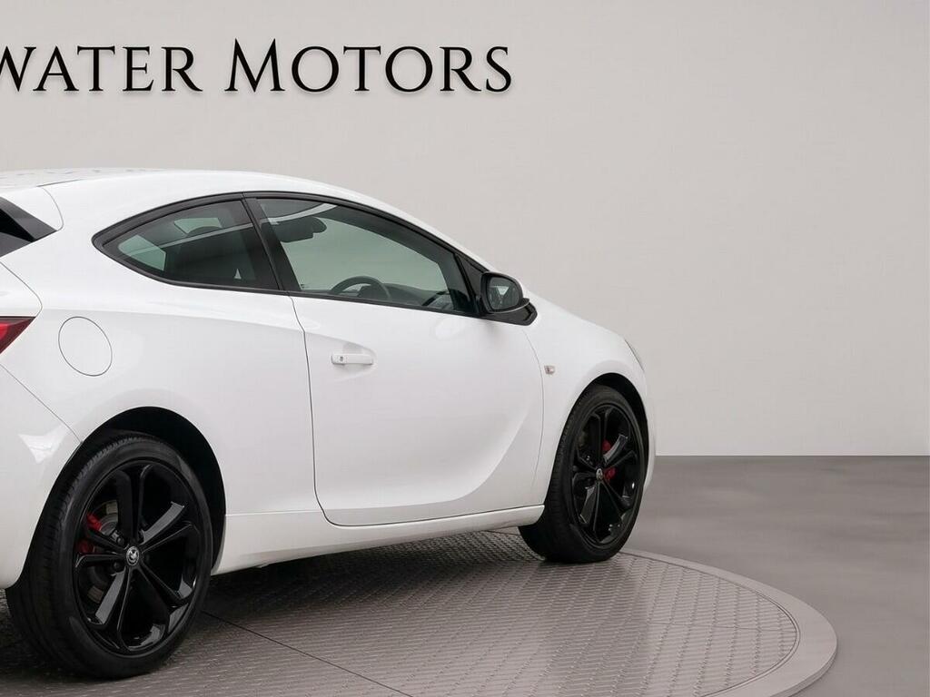Vauxhall Astra GTC 16V Limited Edition Coupe White #30