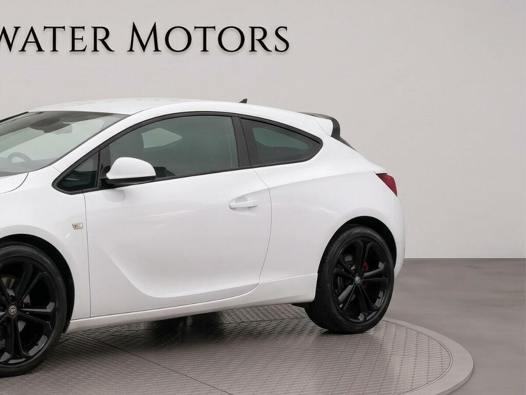Vauxhall Astra GTC 1.4T Limited Edition Euro 5 Ss White #6