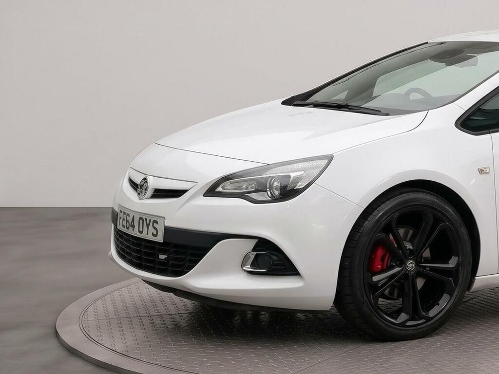 Vauxhall Astra GTC 16V Limited Edition Coupe White #8