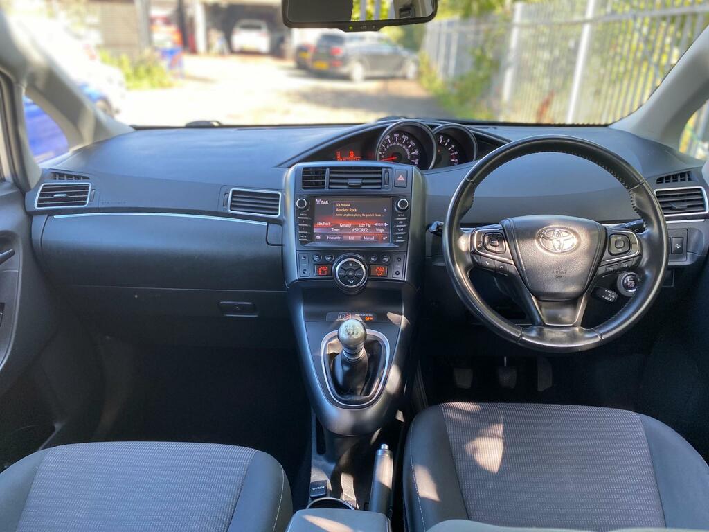 Toyota Verso 1.6 D-4d Icon Mpv 7 Seater Ulez Free 1 Owner Fsh Silver #5