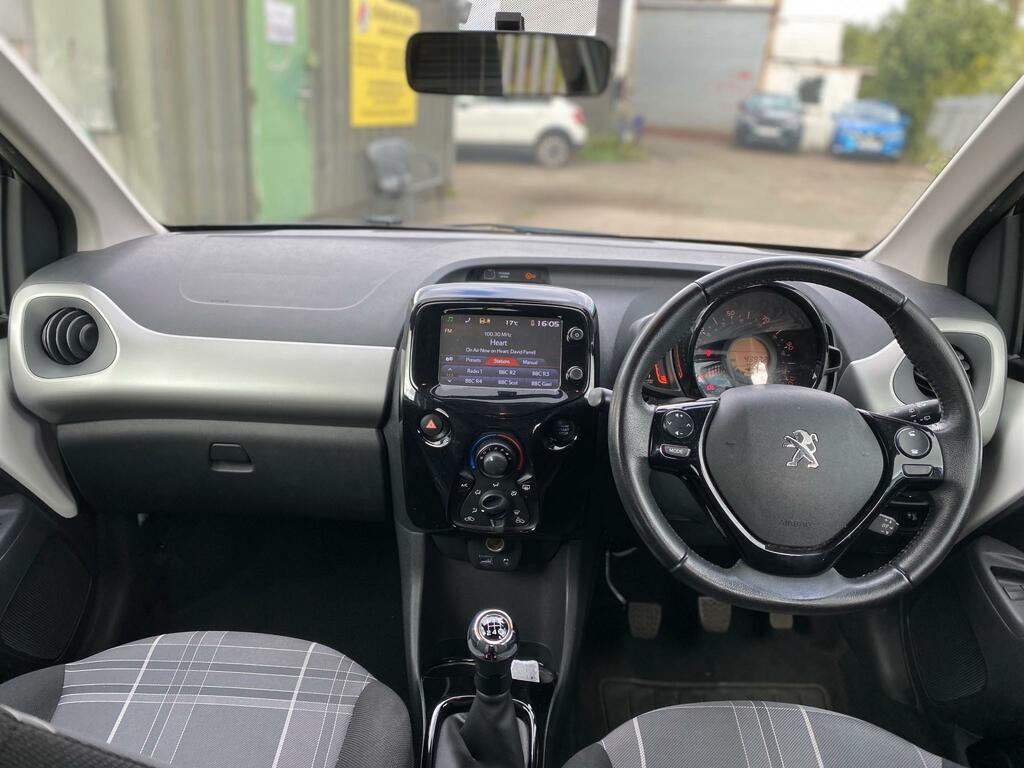 Peugeot 108 1.0 Active Red #18