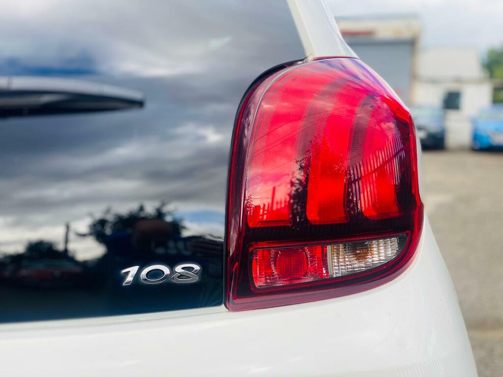 Peugeot 108 1.0 Active Red #12