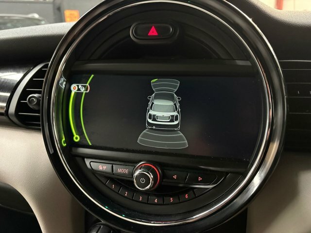 Mini Hatch 2017 1.5 Cooper Hatchback Euro 6 Green #15