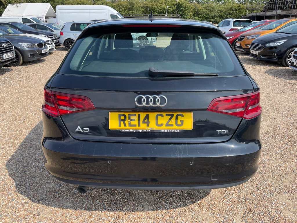 Audi A3 1.6 Tdi Se Sportback S Tronic Euro 5 Ss Black #6