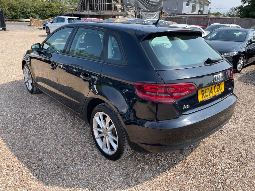 Audi A3 1.6 Tdi Se Sportback S Tronic Euro 5 Ss Black #5