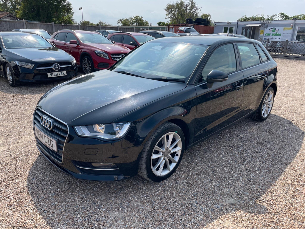 Audi A3 1.6 Tdi Se Sportback S Tronic Euro 5 Ss Black #3