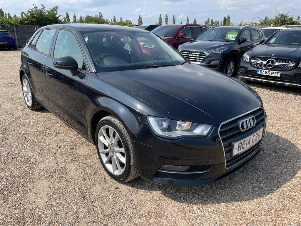 Audi A3 1.6 Tdi Se Sportback S Tronic Euro 5 Ss Black