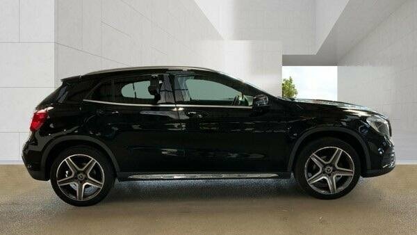Mercedes-Benz GLA Class 2.1 Gla200d Amg Line 7G-dct 4Matic Euro 6 Ss Black #5