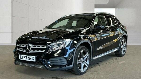 Mercedes-Benz GLA Class 2.1 Gla200d Amg Line 7G-dct 4Matic Euro 6 Ss Black #2