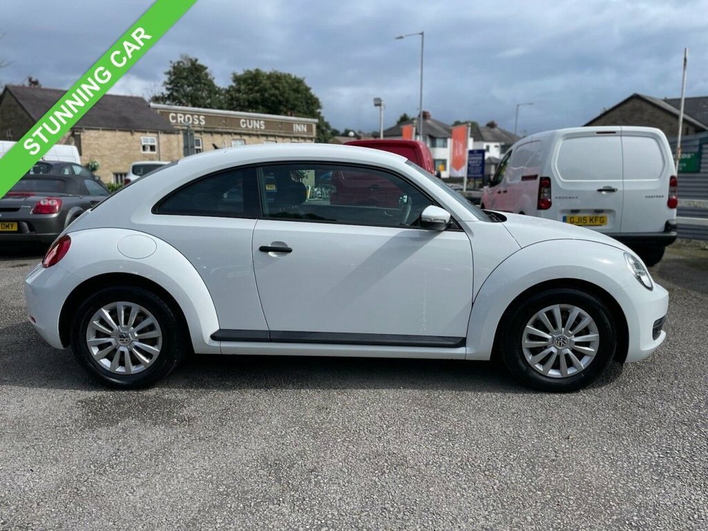 Volkswagen Beetle Hatchback White