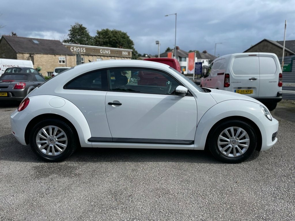 Volkswagen Beetle Hatchback White