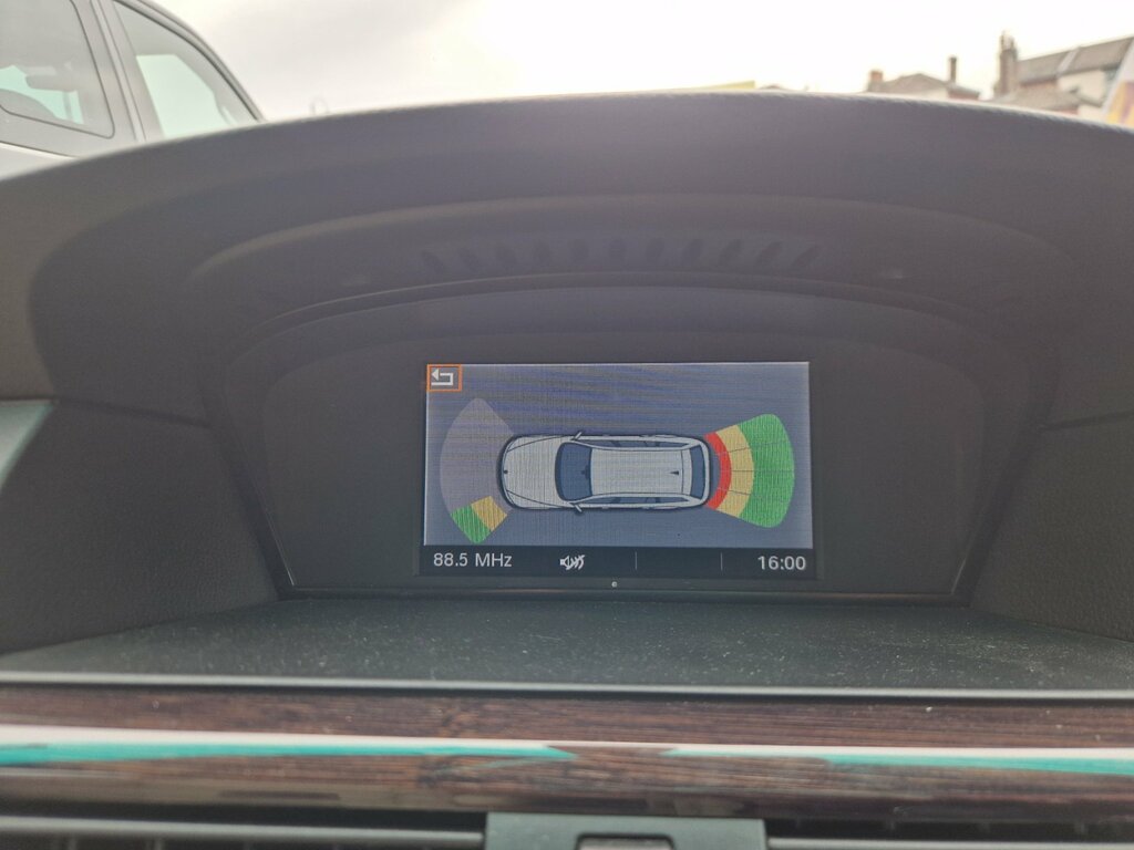 BMW 5 Series Se Blue #13