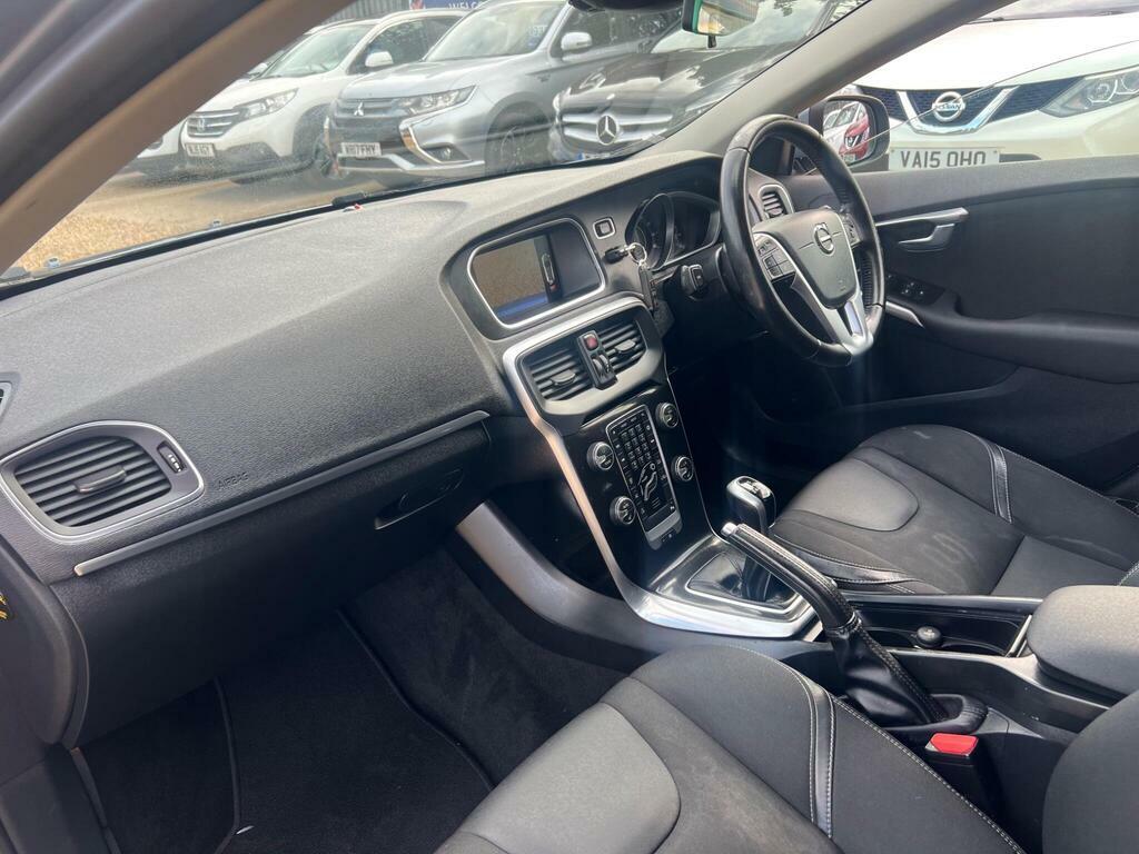 Volvo V40 2.0 D2 Momentum Edition Euro 6 S S Blue #2
