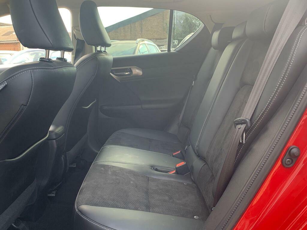 Lexus CT 200H Advance Red #21