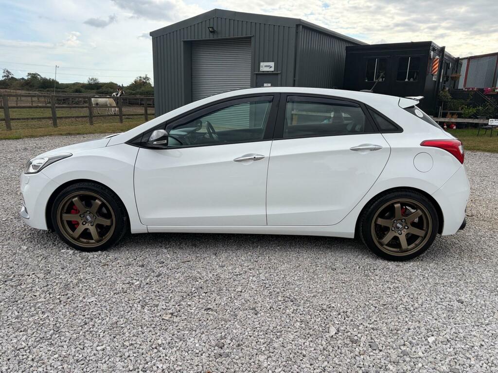 Hyundai I30 Turbo White #5