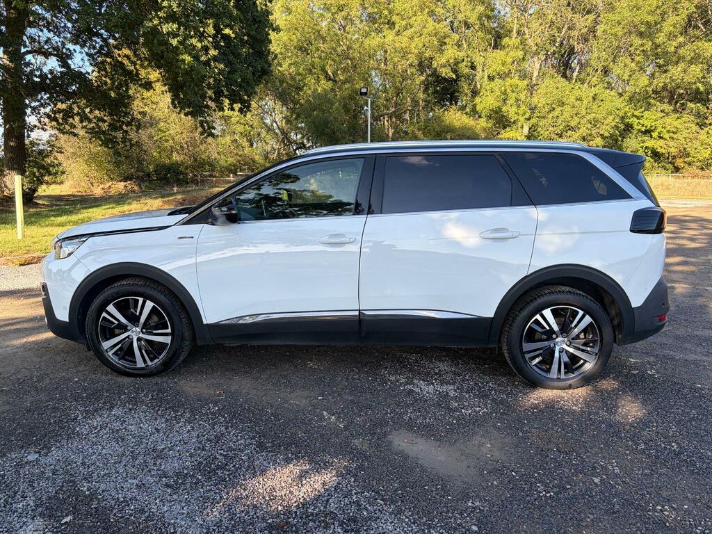 Peugeot 5008 Gt Line White #5