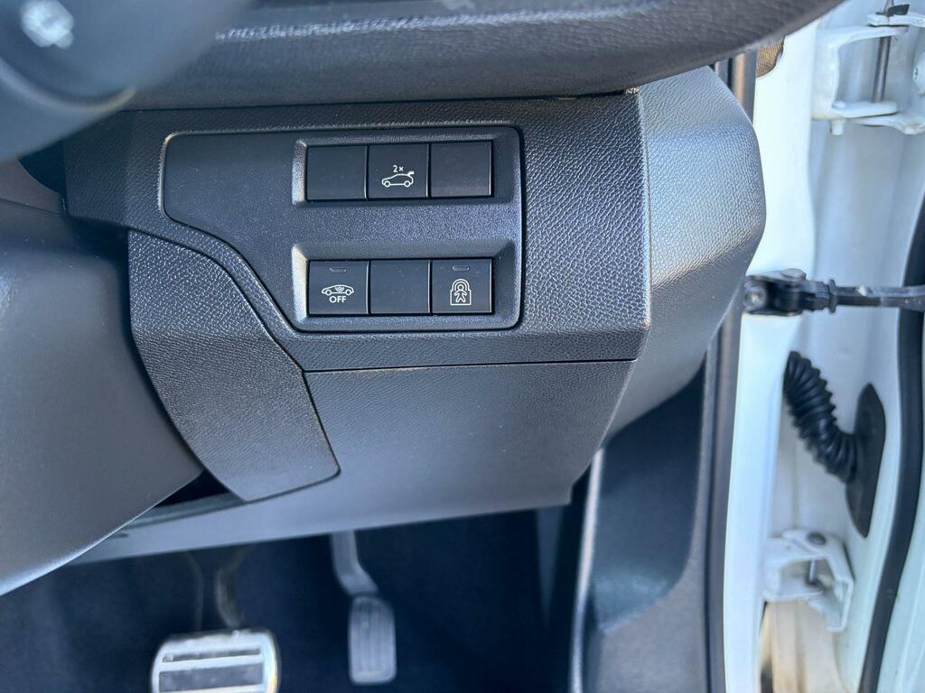 Peugeot 5008 Active Green #33