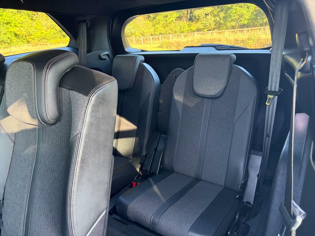 Peugeot 5008 Active Green #58