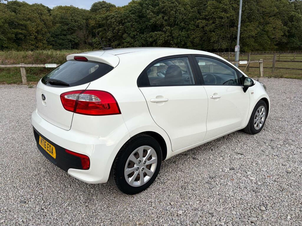 Kia RIO 1.4 Ecodynamics 2 Euro 6 Ss 3... White #10