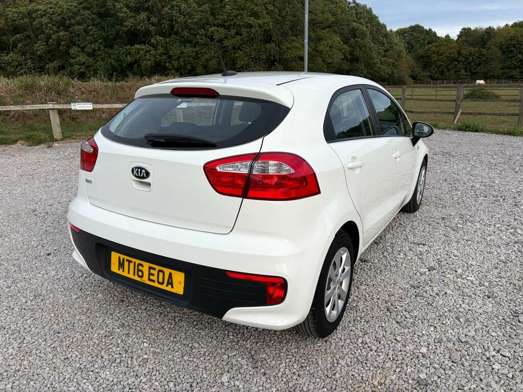 Kia RIO 1.4 Ecodynamics 2 Euro 6 Ss 3... White #9