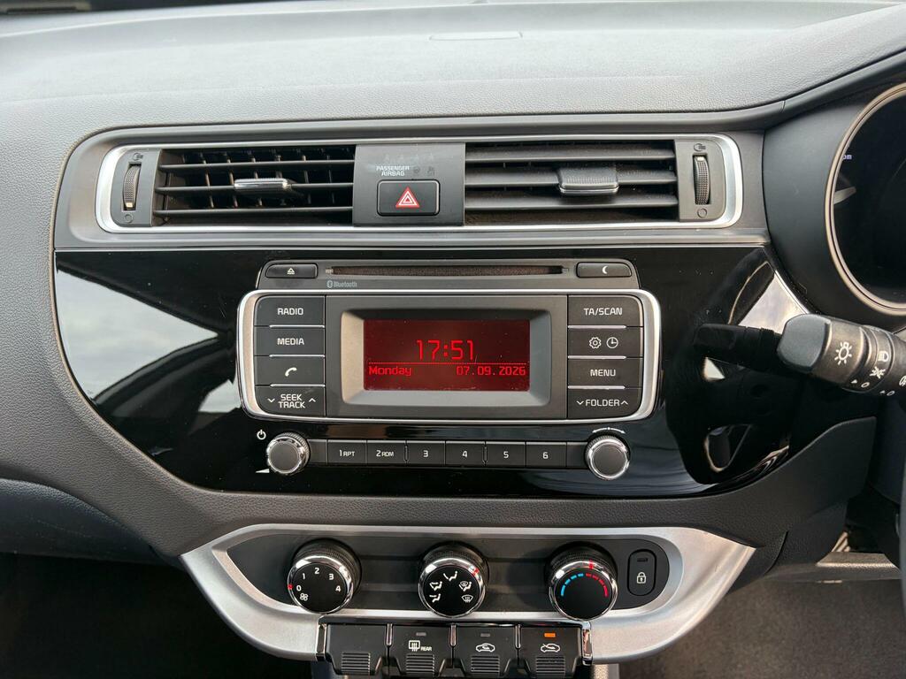 Kia RIO 1.4 Ecodynamics 2 Euro 6 Ss 3... White #30