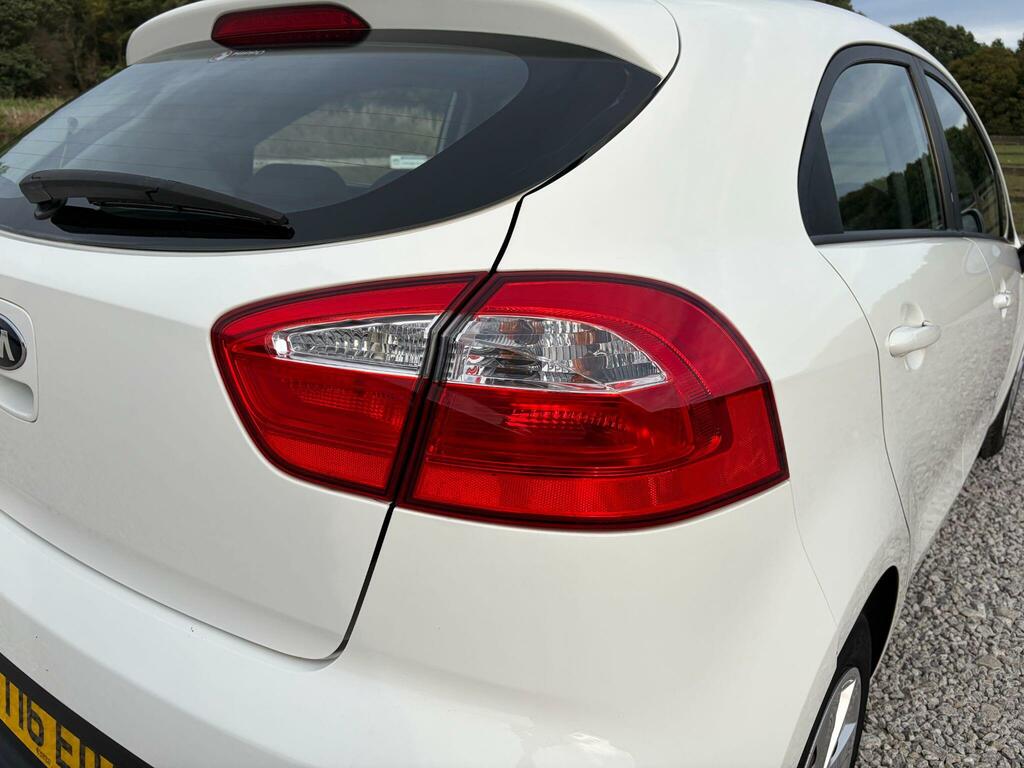 Kia RIO 1.4 Ecodynamics 2 Euro 6 Ss 3... White #19