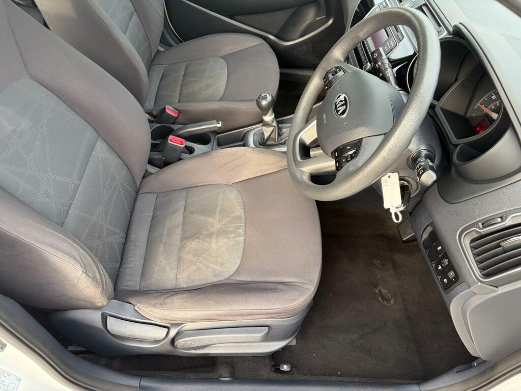 Kia RIO 1.4 Ecodynamics 2 Euro 6 Ss 3... White #35