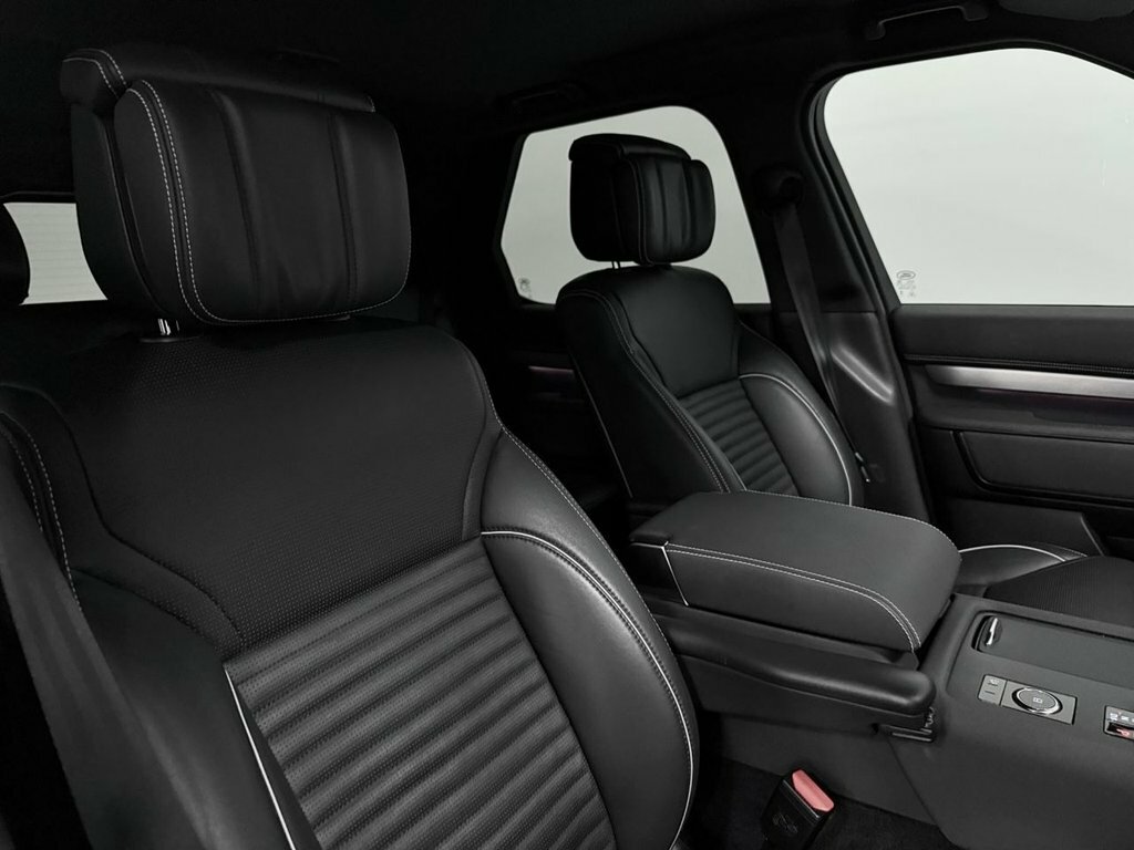Land Rover Discovery 3L Dynamic Hse Black #5