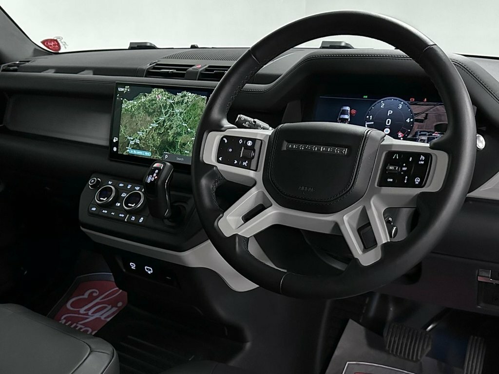Land Rover Defender 90 Mpv Black #3