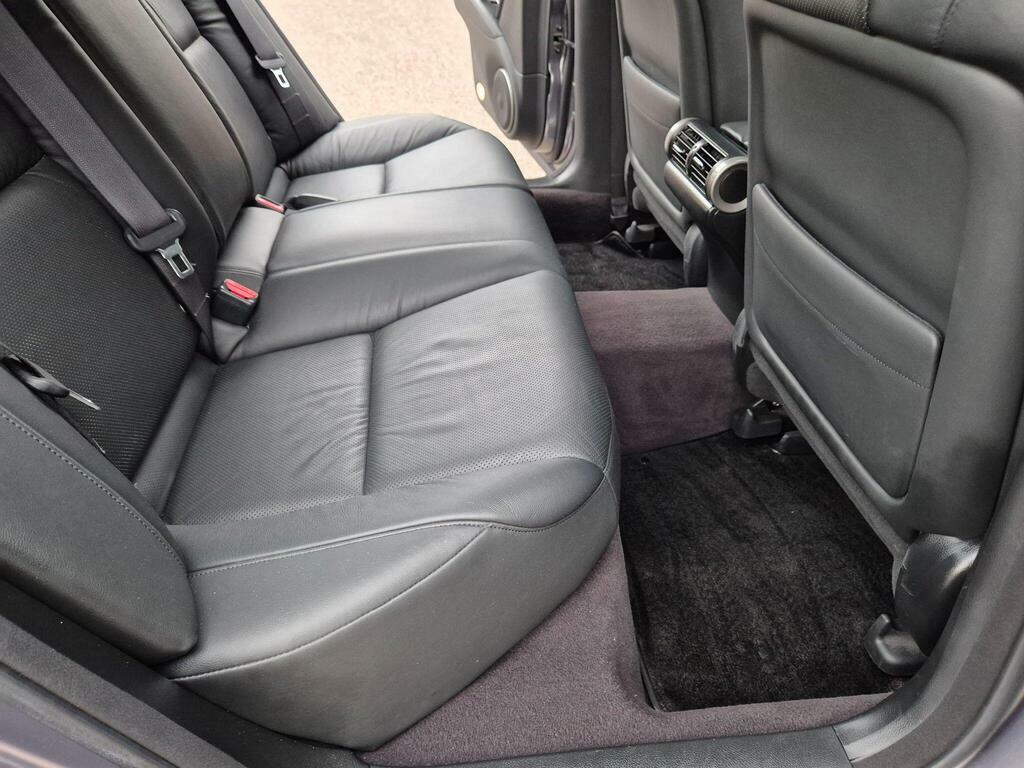 Honda Legend  Silver #65
