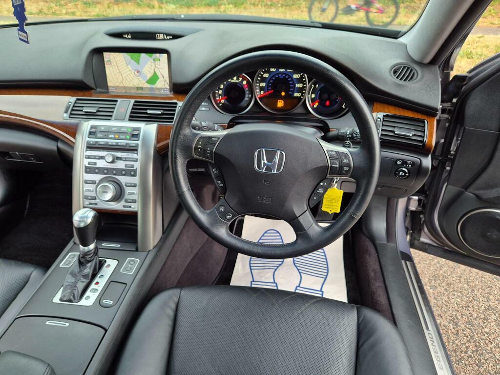 Honda Legend  Silver #49