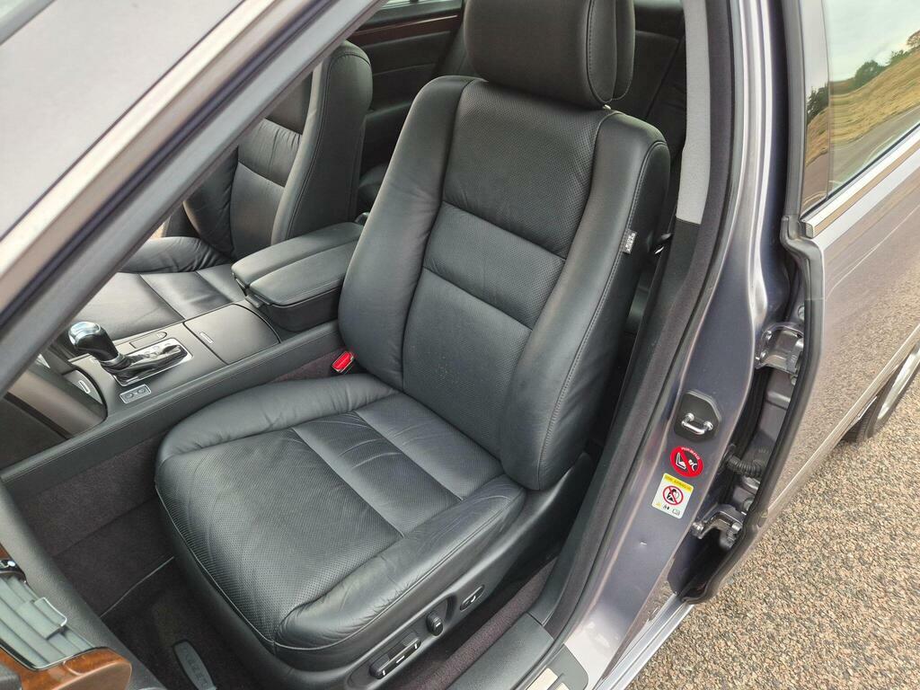 Honda Legend  Silver #60