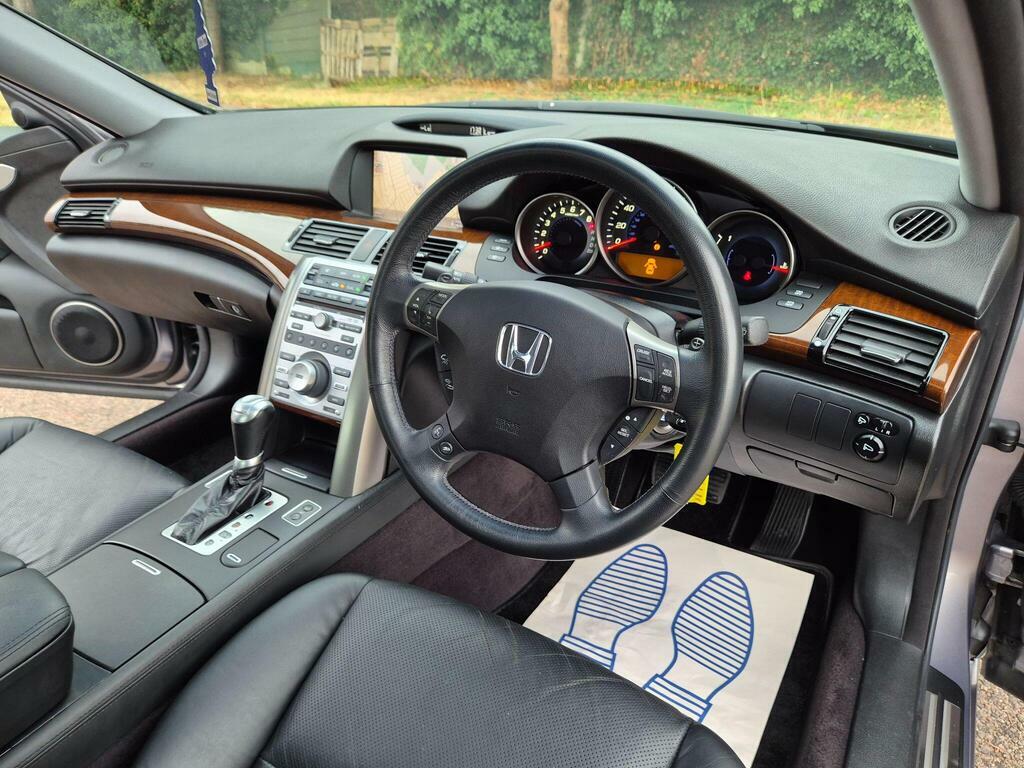 Honda Legend  Silver #48