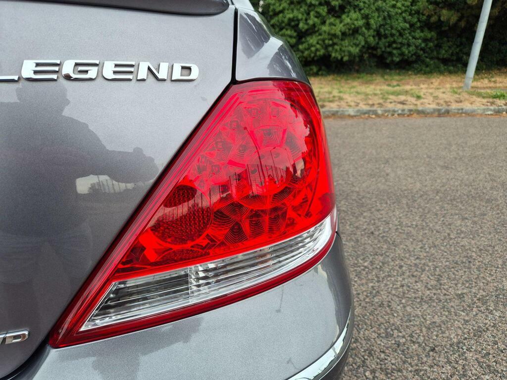Honda Legend  Silver #43