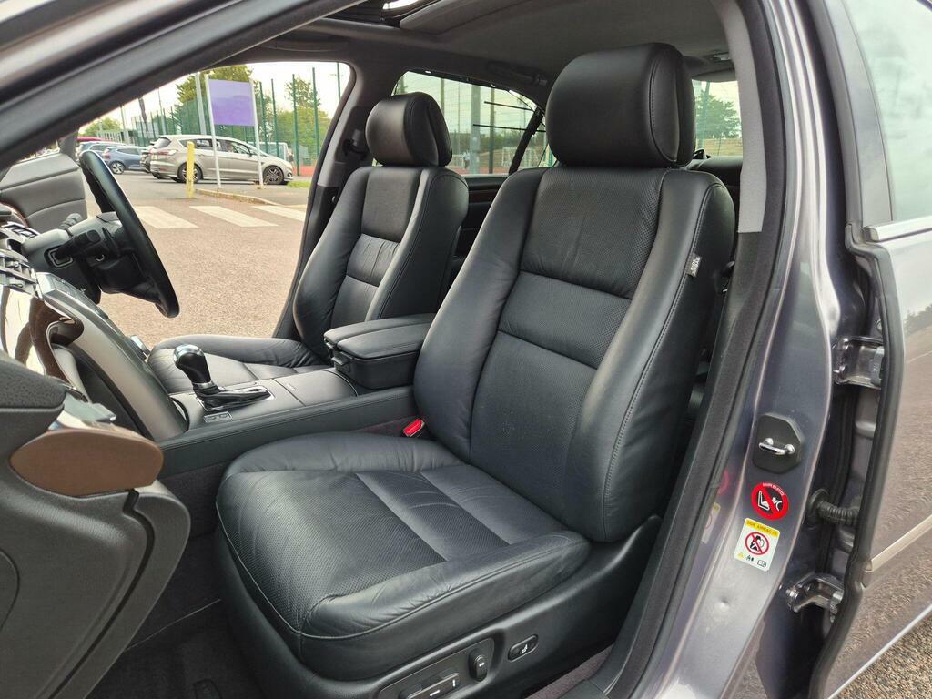 Honda Legend  Silver #59