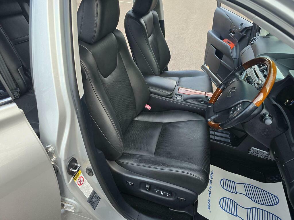 Lexus RX 3.5L Se-i Silver #74