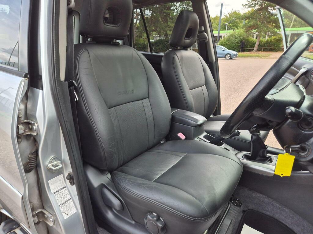 Toyota Rav 4 Xt3 Black #43