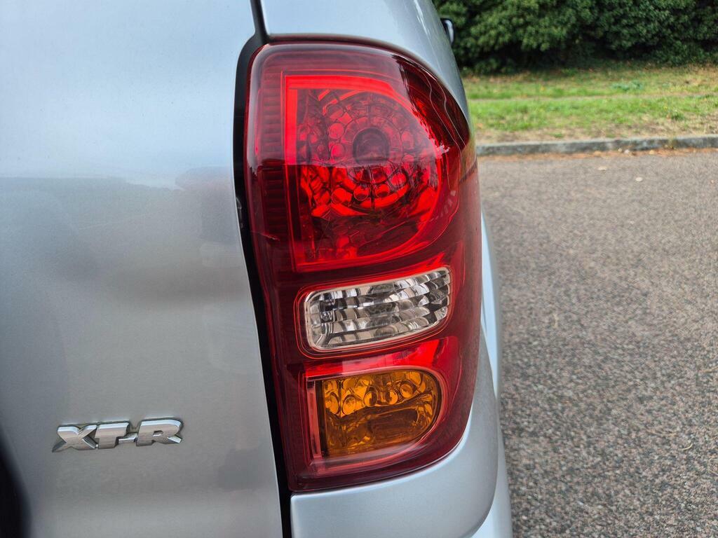 Toyota Rav 4 Xt3 Black #38