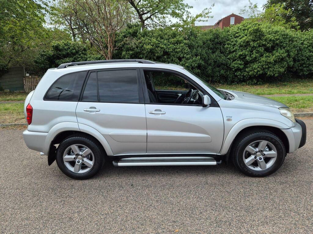 Toyota Rav 4 Xt3 Black #21