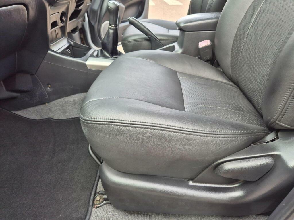 Toyota Rav 4 Xt3 Black #50